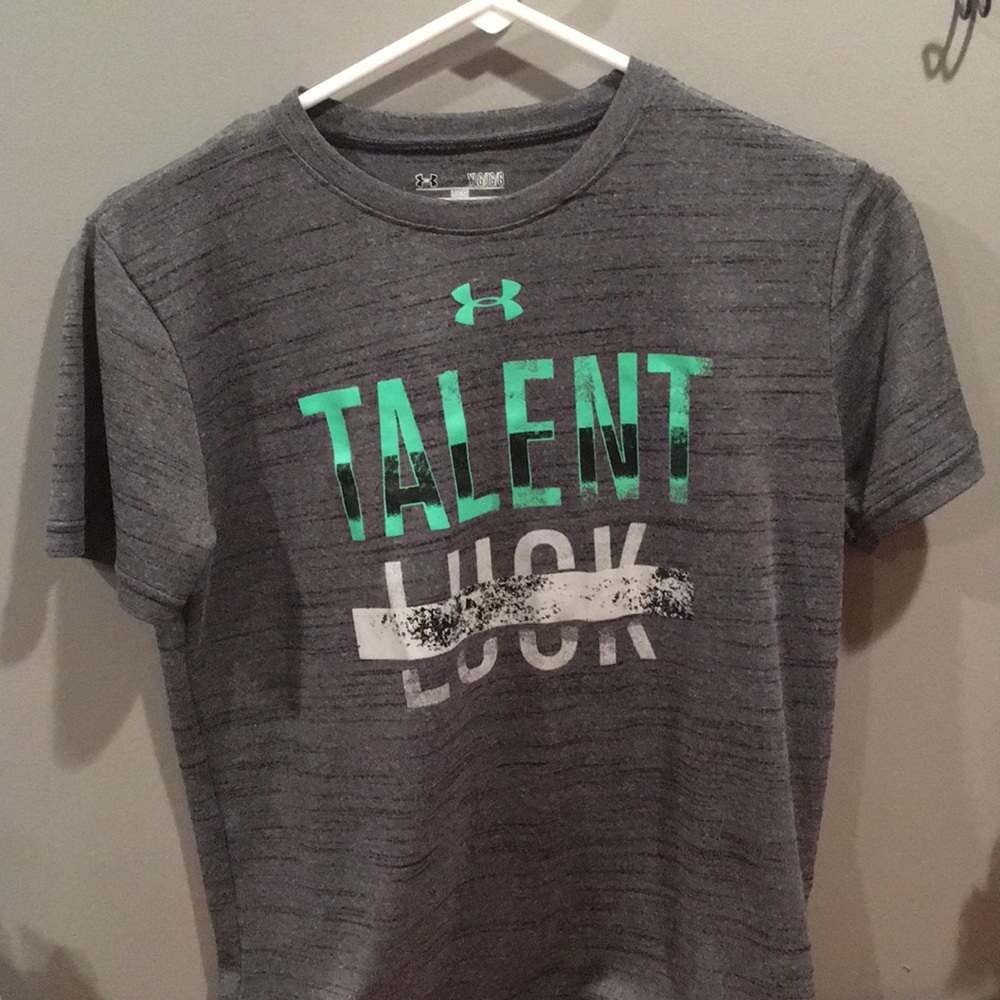 Kids Under Armor t-shirt